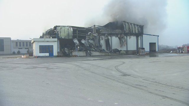 Големият пожар в цех за месо в пловдивското село Войводиново,