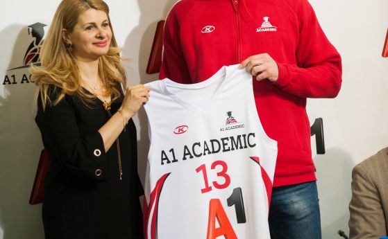 A1 продължава партньорството си с баскетболен клуб Академик а отборът