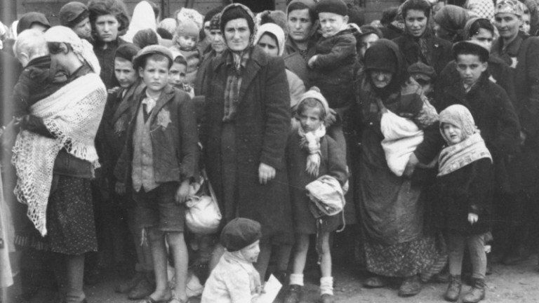 Отбелязваме 76 години от спасяването на българските евреи и почитаме
