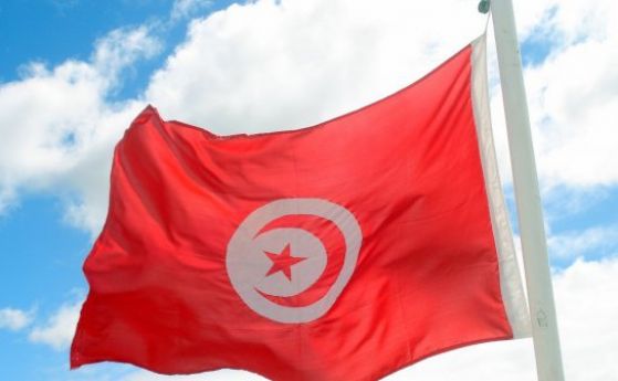 Здравният министър на Тунис Абдеррауф Шериф подаде оставка след смъртта