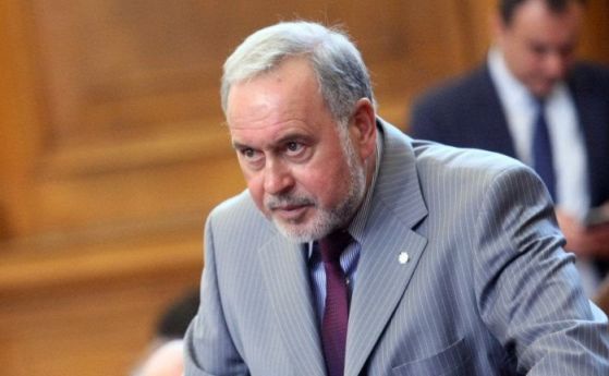 Депутатът от БСП Славчо Велков подаде оставка Парламентът прекрати пълномощията