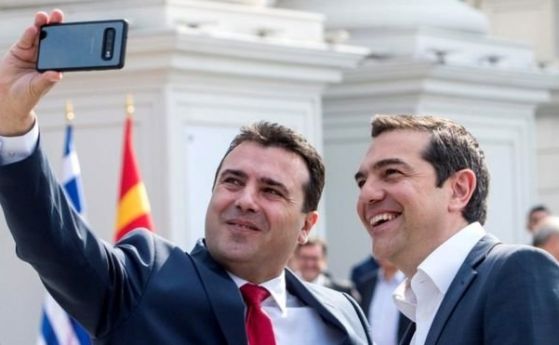 Гръцкият премиер Алексис Ципрас е на първото си посещение в