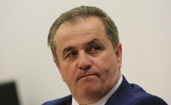 Обвиненият за присвояването на 2 милиона лева кмет на Созопол