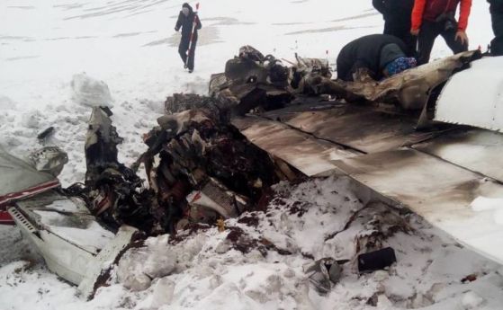 Телата на българите които загинаха при самолетна катастрофа в Северна