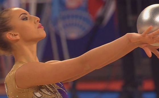  Още три медала за българска прелест на Световната купа: Катрин Тасева със сребро на топка, бухалки и лента (видео) 