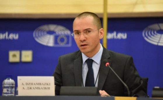 Водачът на листата на ВМРО за евроизборите Ангел Джамбазки се