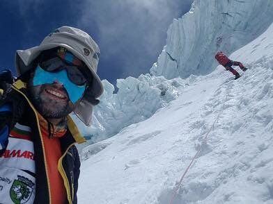 Алпинистът Атанас Скатов изкачи третия по височина връх на планетата.