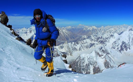 Алпинистът Иван Томов е загинал в Хималаите докато е слизал