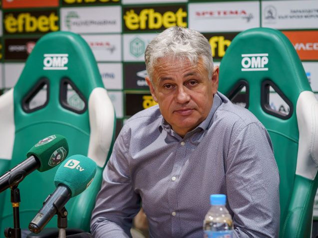 Столът на треньора на Лудогорец Стойчо Стоев сериозно се разклати