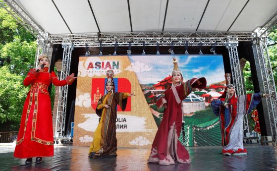  16 страни от Азия показват изкуството и културата си в София 