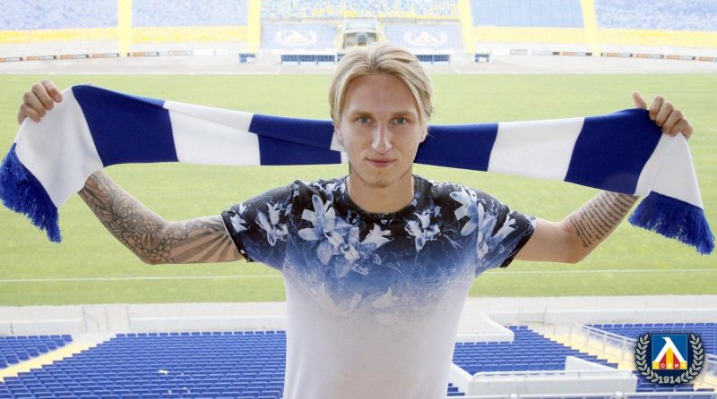 Естонският полузащитник Богдан Вашчук няма да продължи кариерата си в