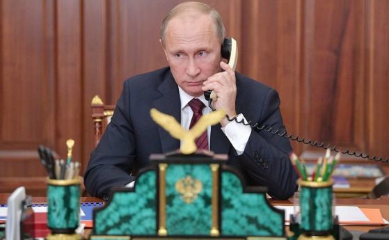 Руският президент Владимир Путин разговаря по телефона снощи с германския