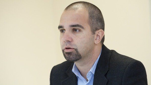 Социологът Първан Симеонов, директор на Галъп интернешънъл, прогнозира в предаването