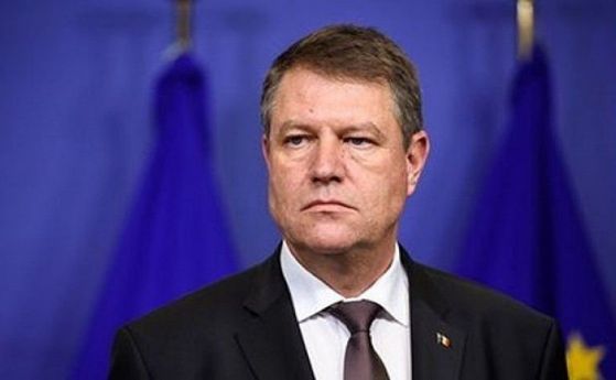 Президентът на Румъния Клаус Йоханис настоява правителството на СДП да