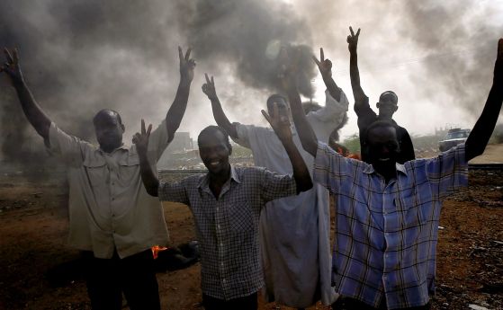 Броят на убитите по време репресиите срещу продемократичните протести в