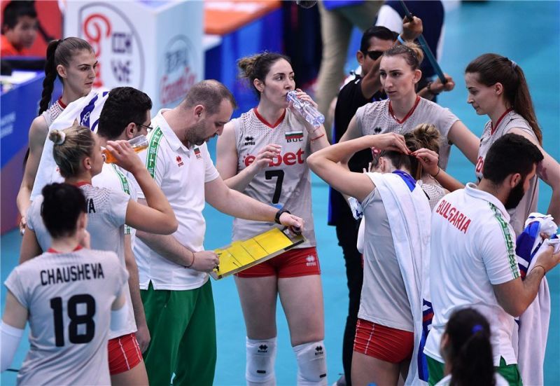 Националният отбор на България по волейбол за жени записа нова