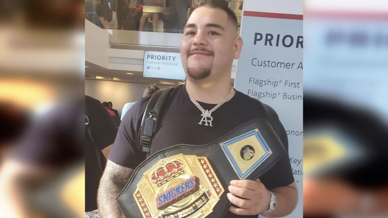 Новият крал в тежката категория на професионалния бокс Анди Руис