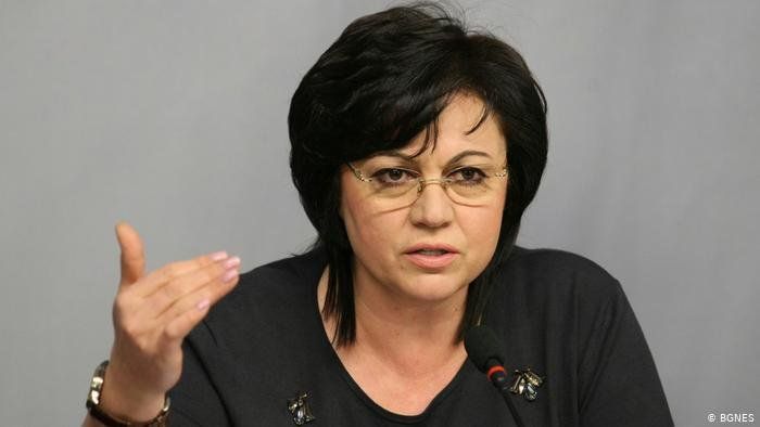 Корнелия Нинова ще води БСП и на местните избори. После