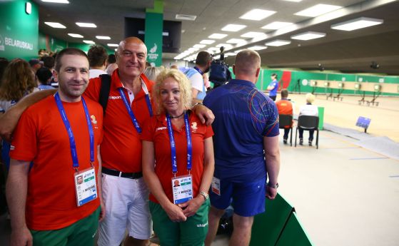 Двукратната олимпийска шампионка Мария Гроздева и Самуил Донков поставиха европейски