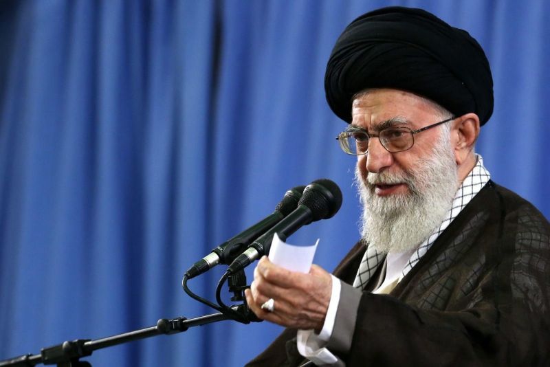 Решението на Съединените щати да наложат санкции на ирански лидери,