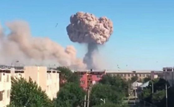Откриха 70 неизбухнали снаряда по улиците на казахстанския град Арис