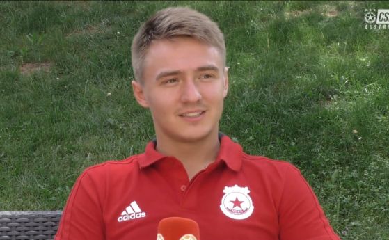 Офанзивният футболист на ЦСКА Денис Давидов даде първото си интервю
