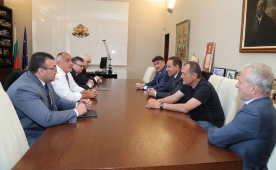 Премиерът на България Бойко Борисов коментира пред колегите от Спортното