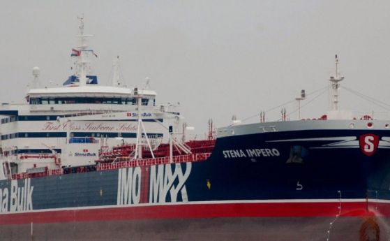 Иран задържа два танкера в Ормузкия проток единият под