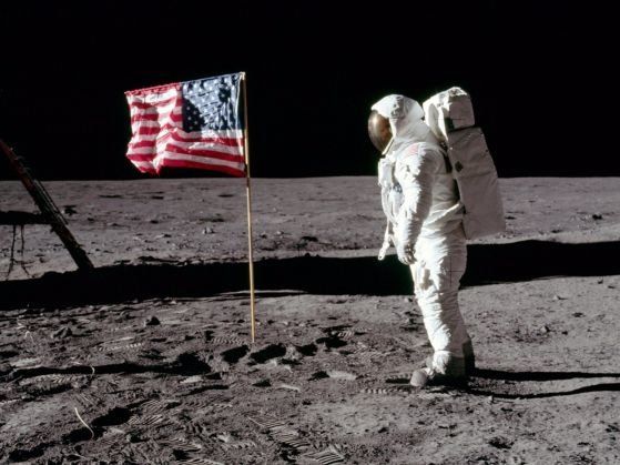 Днес отбелязваме 50 години от стъпването на човек на Луната.