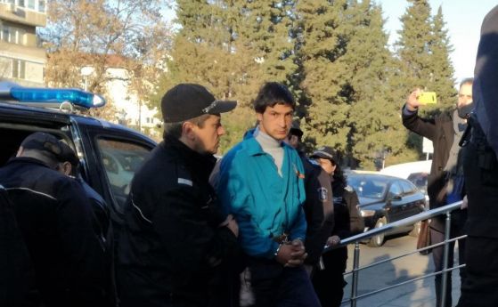 20 и 8 години затвор получиха 21 годишният Желязко Данчев и