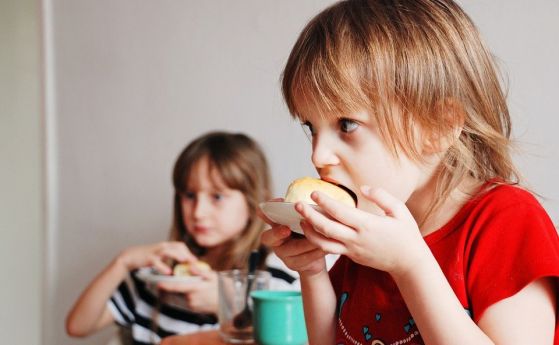 Повечето родители нямат идея какво трябва да ядат децата им и изпитват