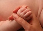 Лекари в Плевен спасиха онкоболна майка и бебето ѝ с метод, приложен за първи път в България