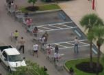 Евакуират Флорида заради Дориан, ураганът потроши Бахамските острови