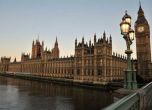 3 дни обсъждат законно ли е спирането на британския парламент