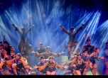 Ансамбъл 'Чинари' представя 'Магията на танца' в открито море в Деня на независимостта