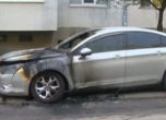 Кола на семейство полицаи запалена в София