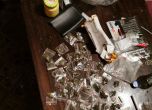 Заловиха дилър на дрога в Костинброд, намериха амфетамини, пари и боеприпаси