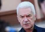 Още на първата седмица Волен Сидеров остава сам в СОС. Другият съветник от Атака мина в лагера на ВМРО