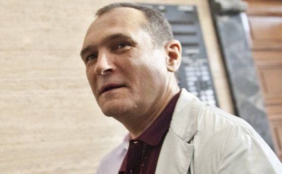 Спецакция в сгради на бизнесмена Васил Божков