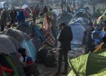 350 мигранти атакуваха неуспешно гръцката граница в ранните часове на деня