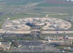 Над 70 българи са блокирани втори ден на летище Шарл де Гол в Париж