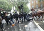 14 полицаи ранени на протестите в Лондон