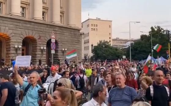 Ден 34: Отново блокада край Ректората, в четвъртък - общонационален митинг