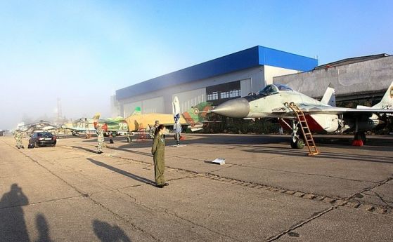 Военновъздушните ни сили са проверявали руска активност в акваторията на Черно море