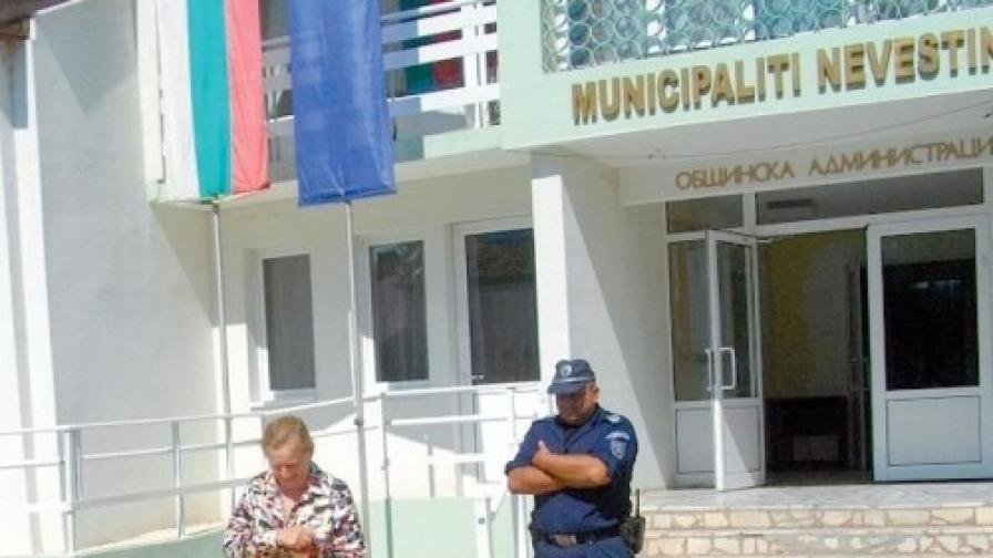 Общината в Невестино ще бъде глобена заради тоновете незаконно изхвърлен