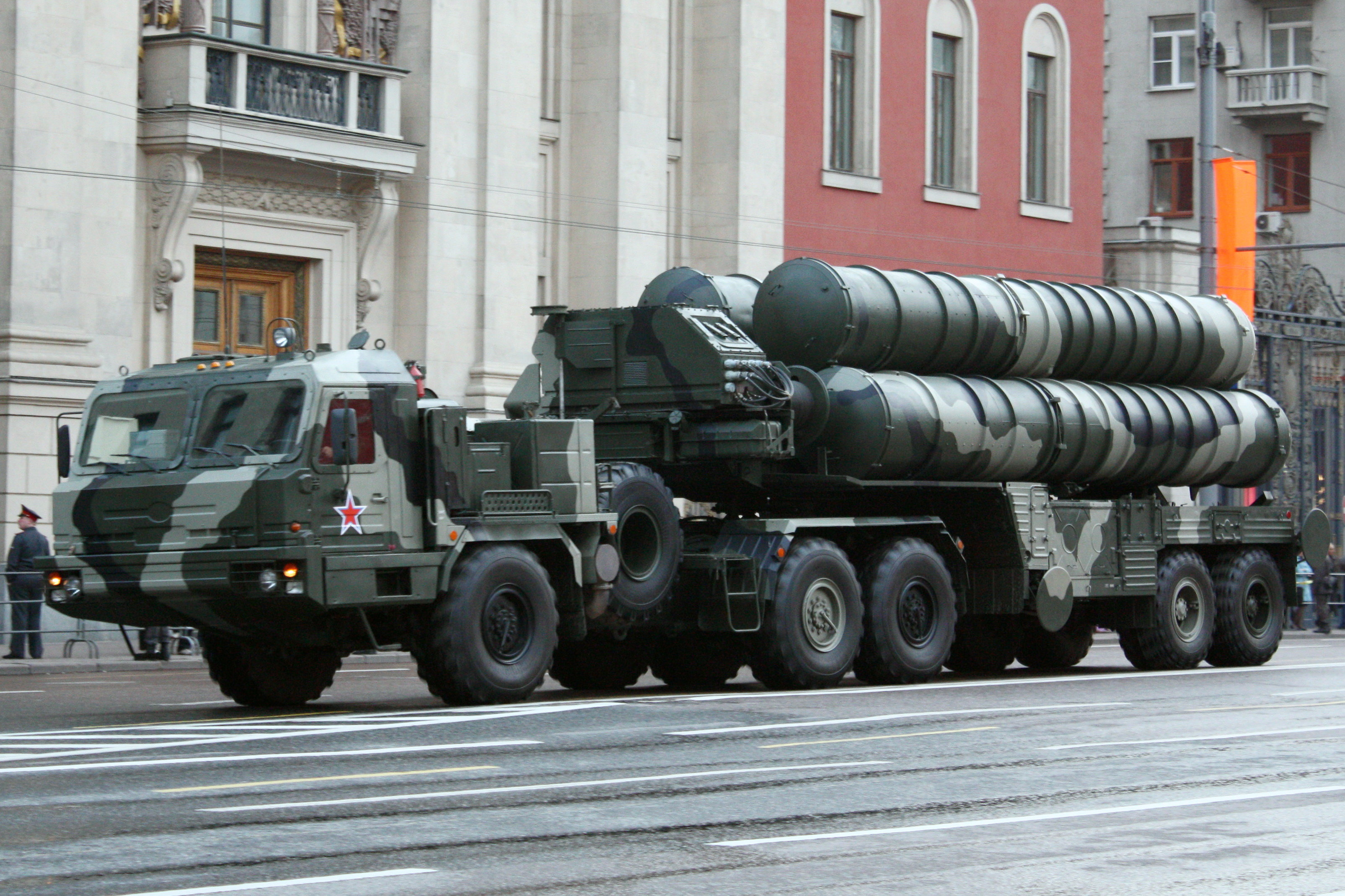 Договор за доставка на втори комплект руски зенитни ракетни системи