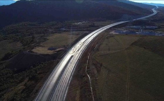 Движението в участък на магистрала Хемус ще бъде спряно утре