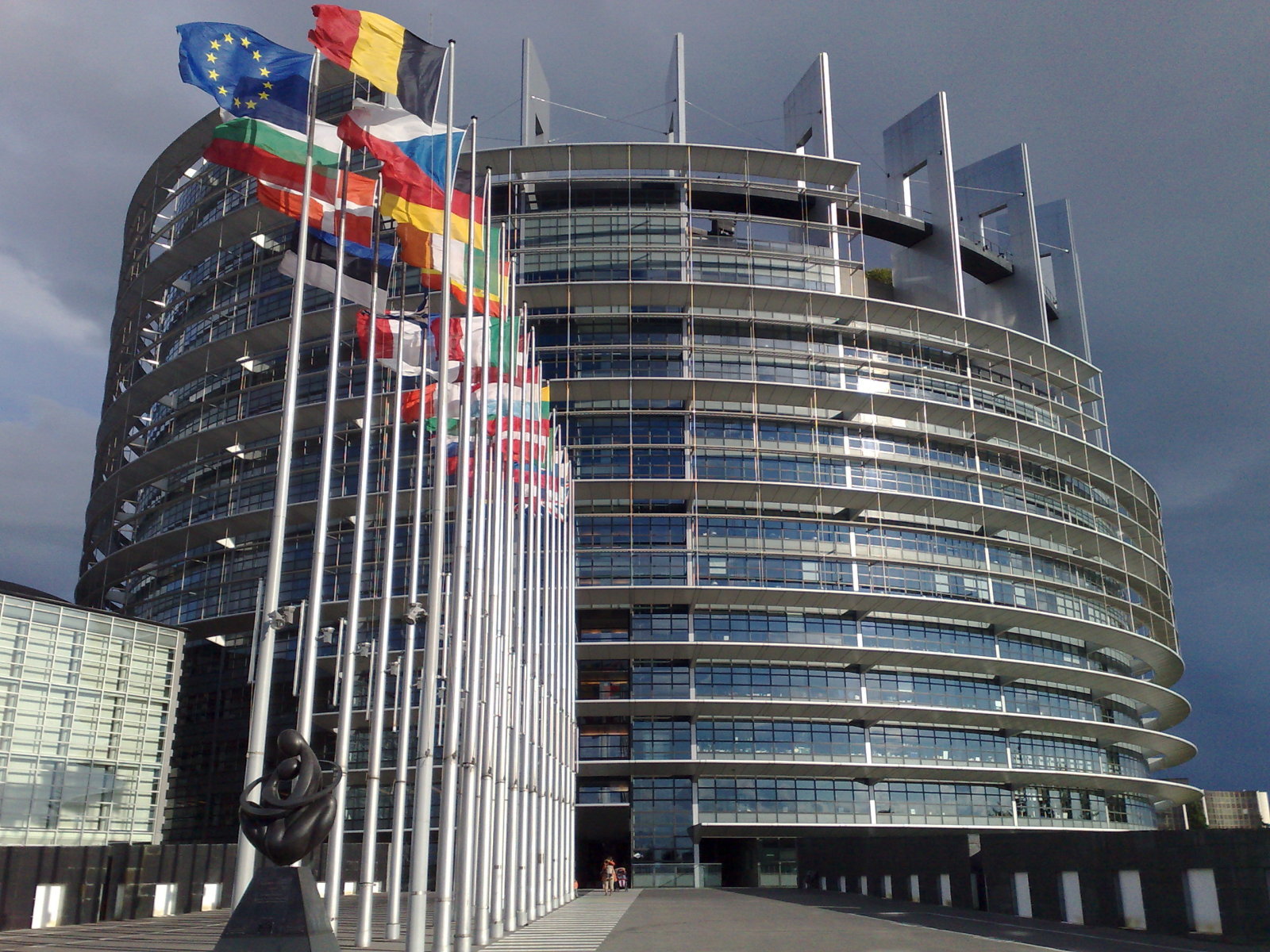 Лидерите на четирите най големи политически групи в Европейския парламент