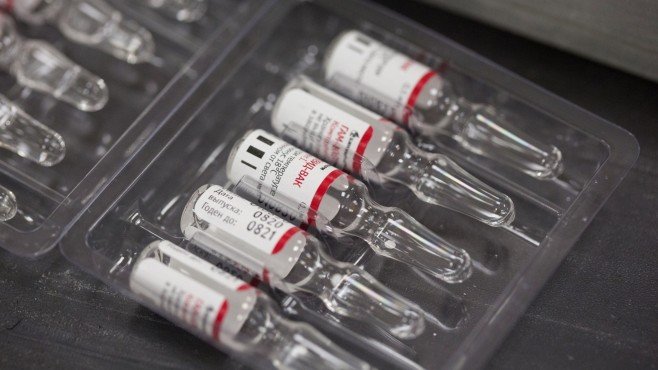 Русия ще има втора ваксина срещу коронавирус готова за употреба