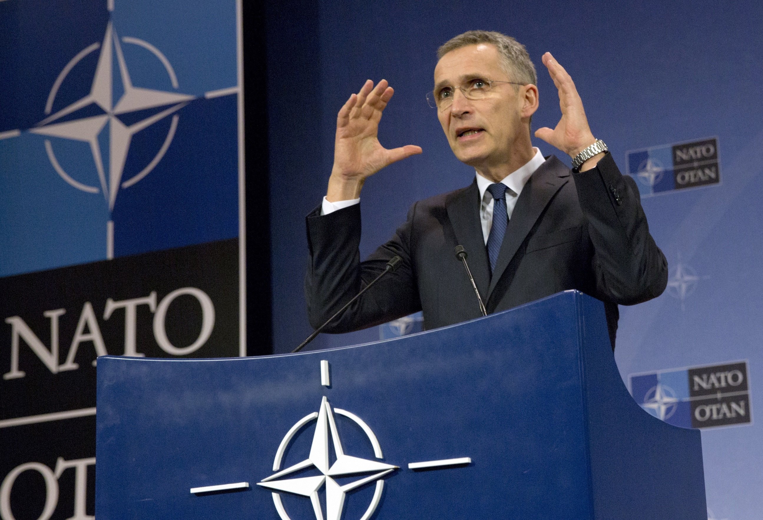 Генералният секретар на НАТО Йенс Столтенберг призова Русия да не